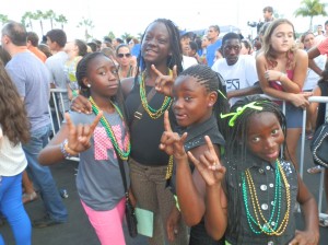 Miami Gardens Viking Cheerleaders hold up the famous viking sign